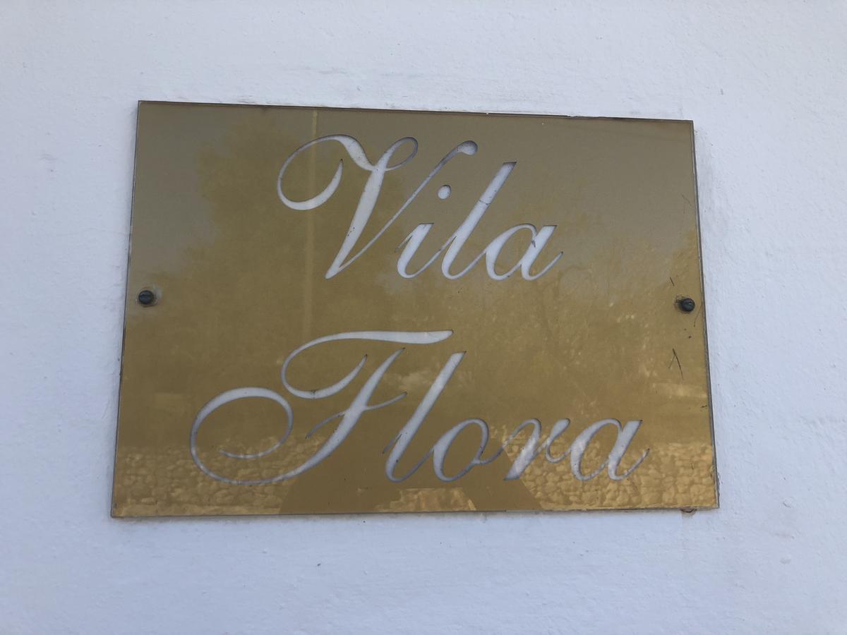 Vila Flora Santa Bárbara de Nexe Exterior foto